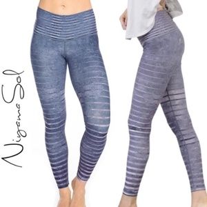 Make Offer Niyama Sol Barefoot Legging Stripe